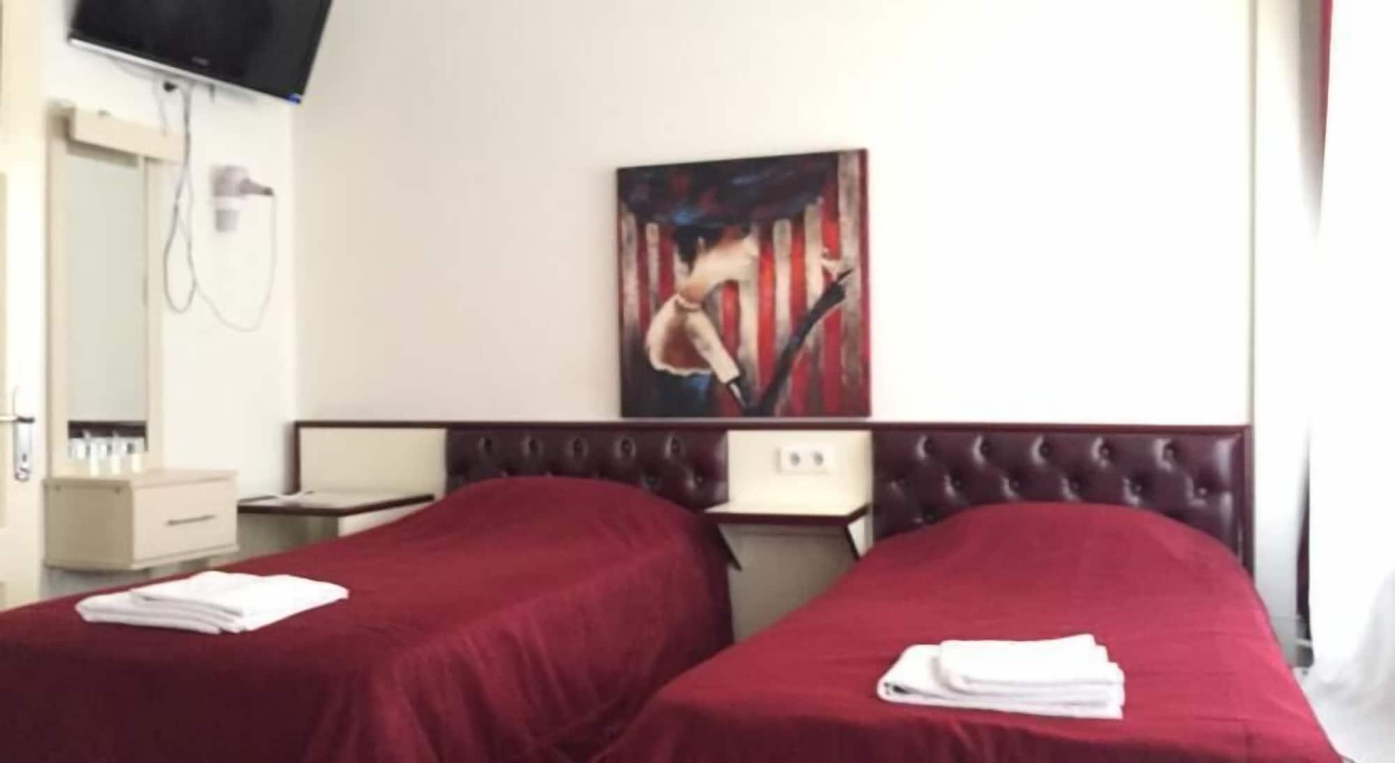 Guzel Izmir Hotel Esterno foto