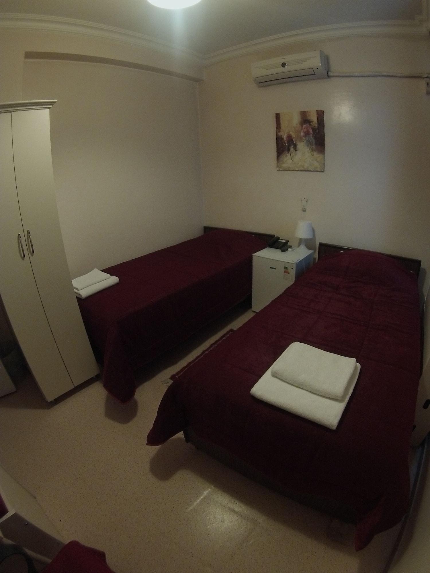 Guzel Izmir Hotel Esterno foto