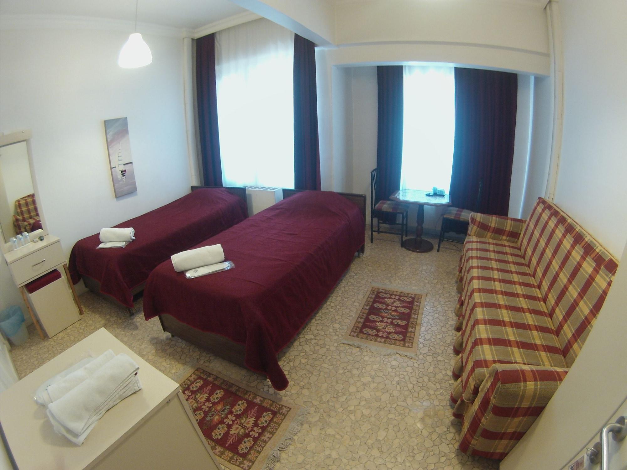 Guzel Izmir Hotel Esterno foto