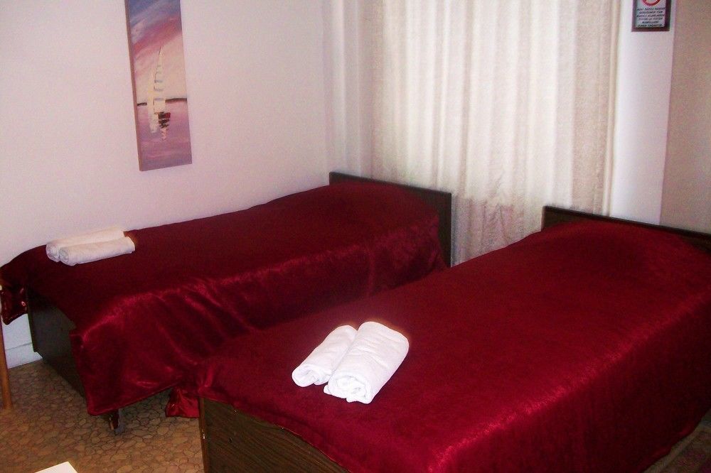 Guzel Izmir Hotel Esterno foto